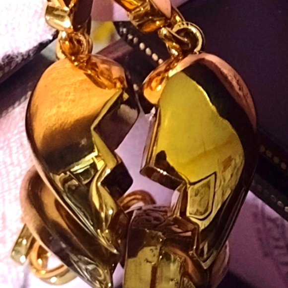 💔Juicy Broken Perfect Fit NeShamah We Sell Both Pieces Never Removed 🎁 NWT💔 - Picture 2 of 6